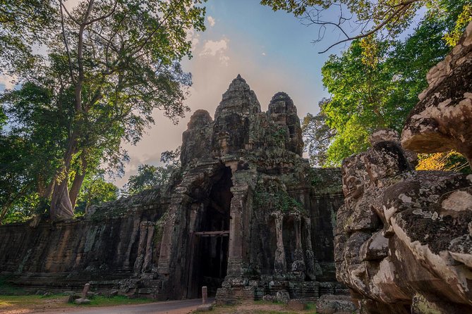 1-Day Amazing Angkor Wat Tour with Sunset & All Interesting Major Temples - The two terraces make history visible
