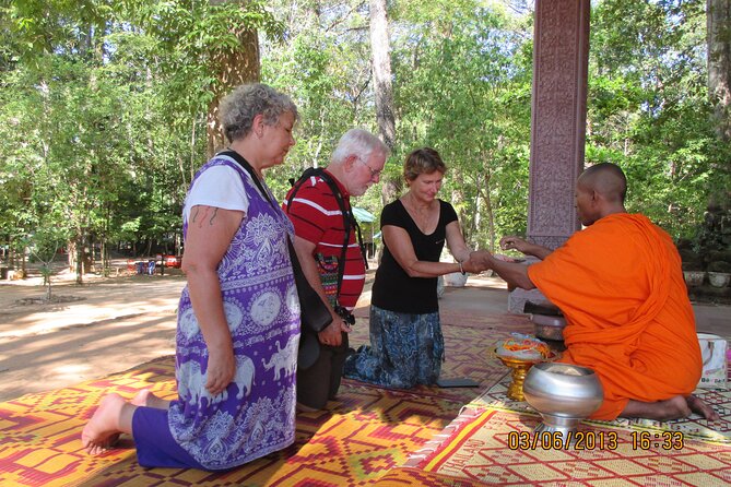 1-Day private Angkor Temple Tour with Sun Rise by Tuk Tuk from Siem Reap - Clothing, walking, and practical comfort