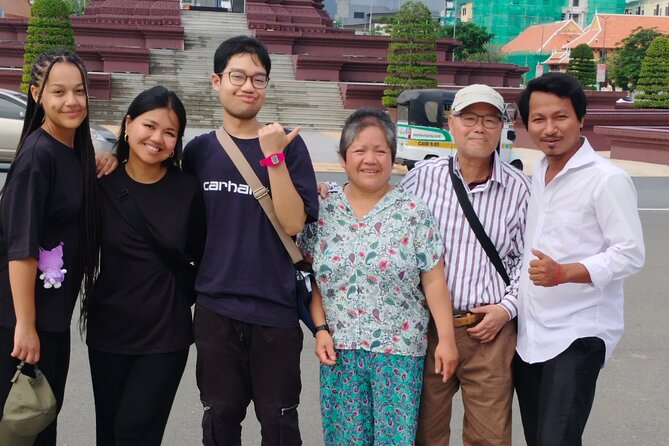 10 Stop Phnom Penh Tour by Tuk-Tuk, includes S21 & Killing Fields - The Royal Palace brings color and ceremony
