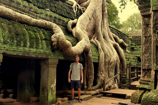 1day private tour to all majestic Temples in Angkor and Sunset - The royal terraces turn stone into a viewing platform