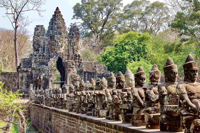 2-Day Best of Angkor Wat and Tonle Sap Lake Tour - What the private format adds