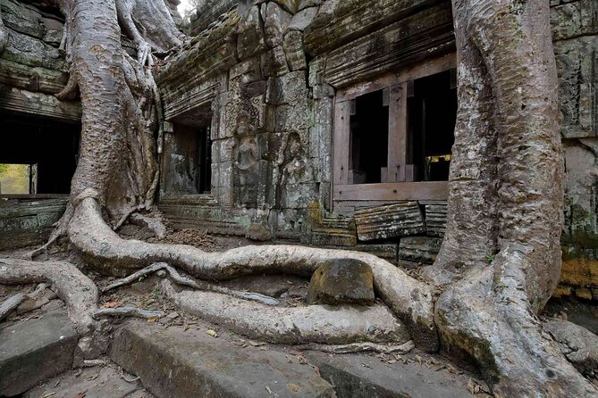 2-Day Phnom Penh to Siem Reap and Angkor Wat Temples - Angkor Wat at sunrise
