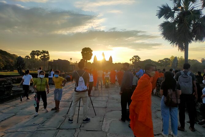 2-Day tour with sunrise - What the $135 price really buys
