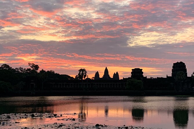 2 Days Angkor temples with Sunrise & Sunset - Sunset at Phnom Bakheng or the South Gate