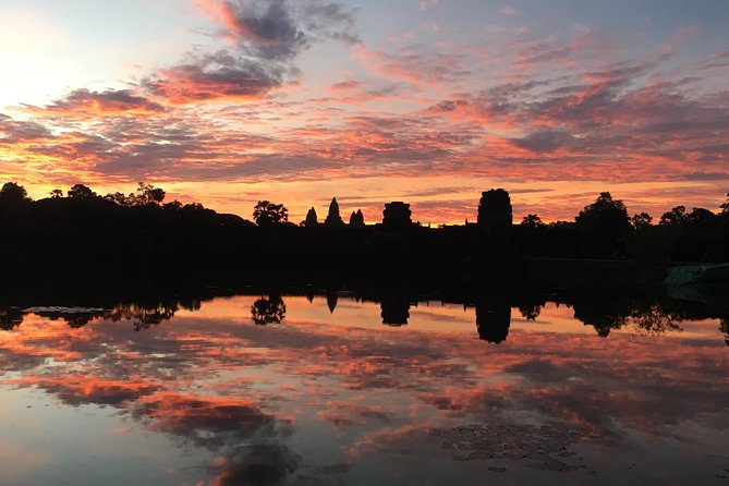 2 Days Discover Angkor Wat Complex and Cambodia's Villages Tours - Ta Keo and the scale of Angkor Thom