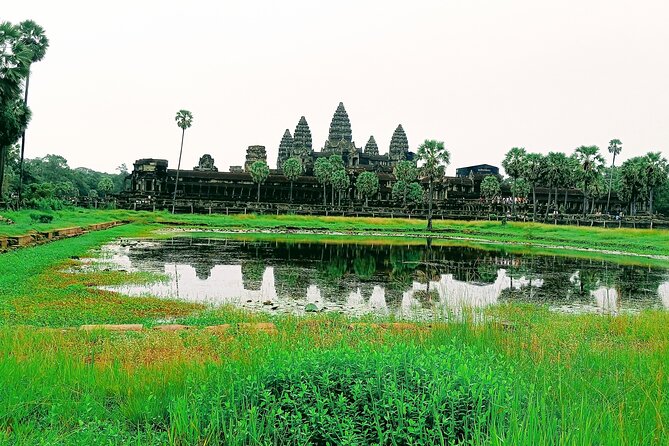 2 Days Tuk Tuk Private Tour of Angkor - Day one from 8:30am: Ta Prohm and the Small Tour