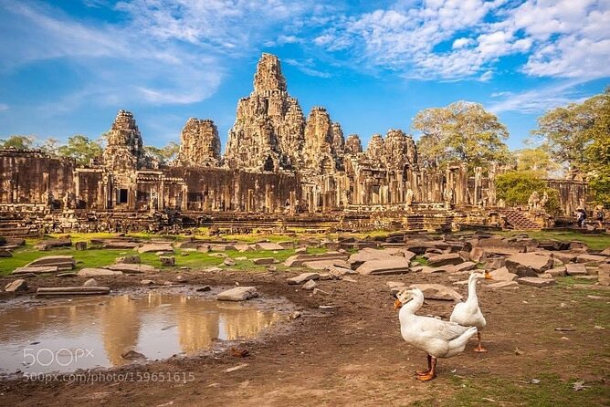 2days Explore Angkor wat Small Tour & Big Tour + Banteay Srei (Private tour) - Banteay Srei: the small temple with fine detail