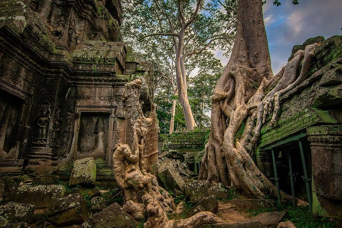 3-Day Angkor Wat & All Interesting Major Temples & Kulen Mount Waterfall - Day three: sunrise, Jayavarman VII, and the Roluos temples