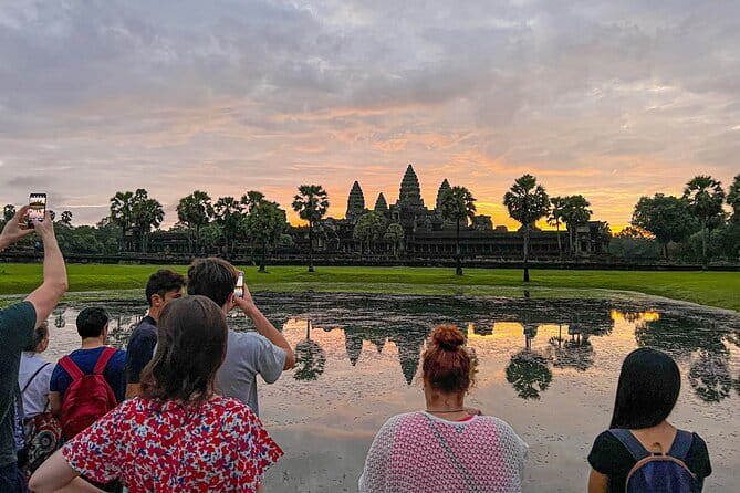 3 Day Angkor Wat Kulen Mountain Beng Mealea and Floating village - Ta Prohm and the faces of Angkor Thom