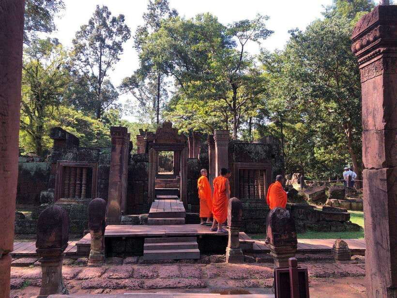 3-Day Exploring Angkor Wat & Siem Reap Highlights Tour. - What the $325 Price Really Buys You