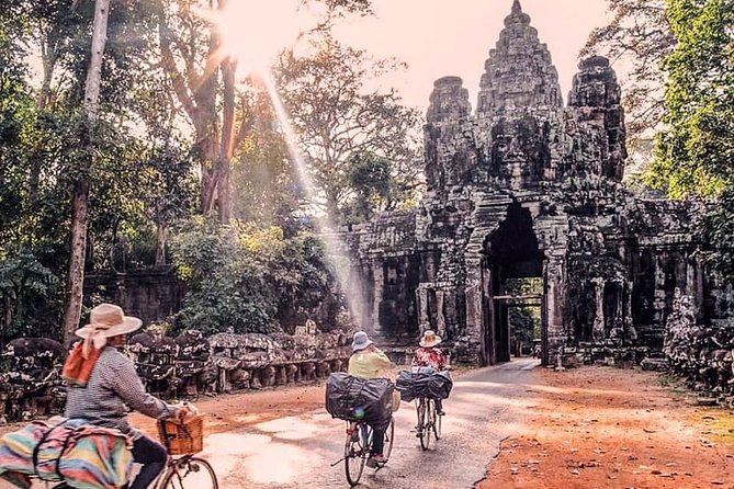 3-Day Tour(Unforgettable Angkor Temple Complex, Banteay Srei& Floating Village) - Who should book this private Siem Reap tour?