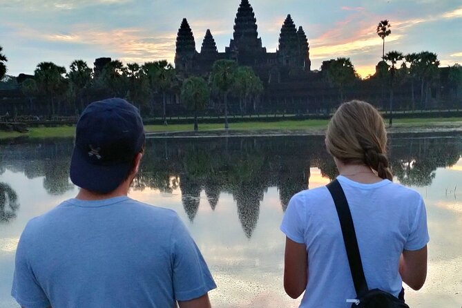 3-Days Private Angkor Wat Sunrise/Sunset Tours & Floating Village - Day 1: Angkor Wat, Tomb Raider ruins, and the Bayon faces