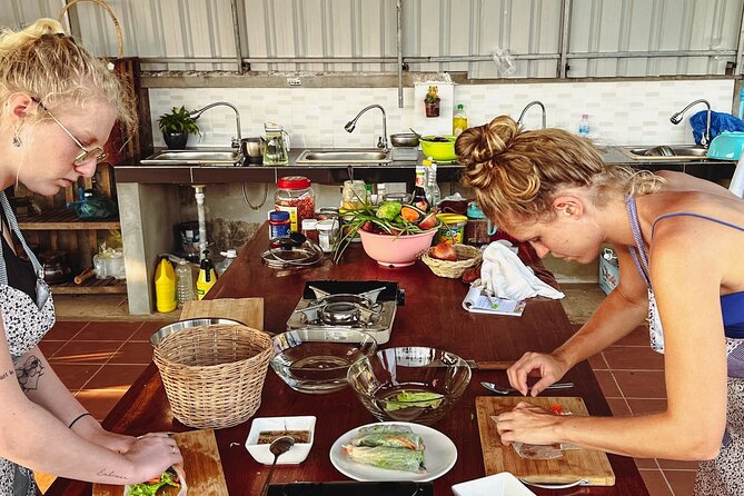 3-Hour Siem Reap Guided Cooking Class and Market with Pick up - Why this three-hour class works well in Siem Reap