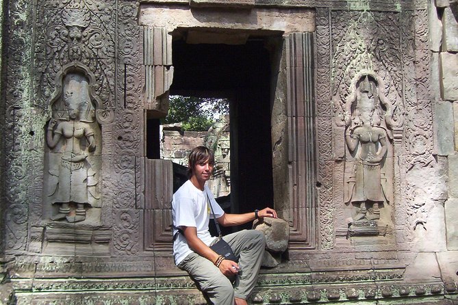 4-Day Tour from Siem Reap to Phnom Penh - Day two: Angkor Thom, Ta Prohm, and Angkor Wat