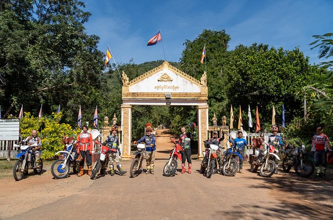5 Days - Cambodia Ancient Trails & Jungle Temples - Day 4: Forest trails to Sambor Prei Kuk