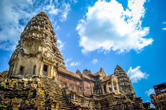 7-must See Temples in Angkor Park (Private Guided Tour) - Srah Srang provides a needed breakfast break