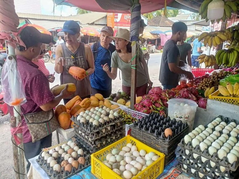 A day tour through Battambang/Local area and landmarks - What the guide adds to the value