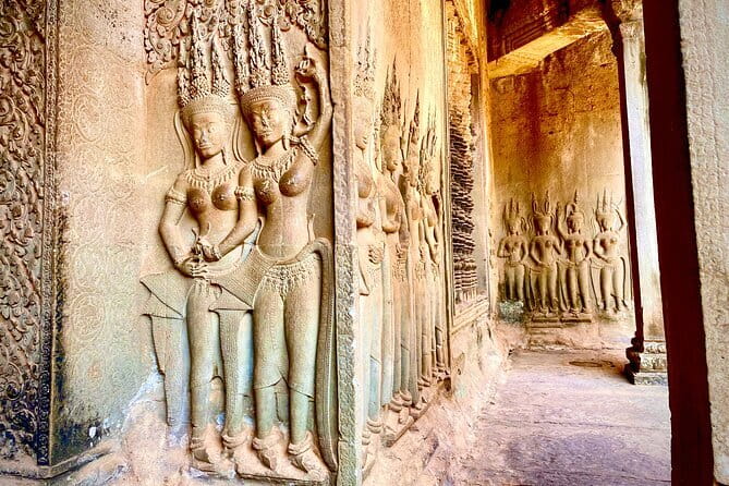 A Day Trip to Angkor Wat, Bayon, Taprohm from Phnom Penh - Buying the $37 Angkor ticket