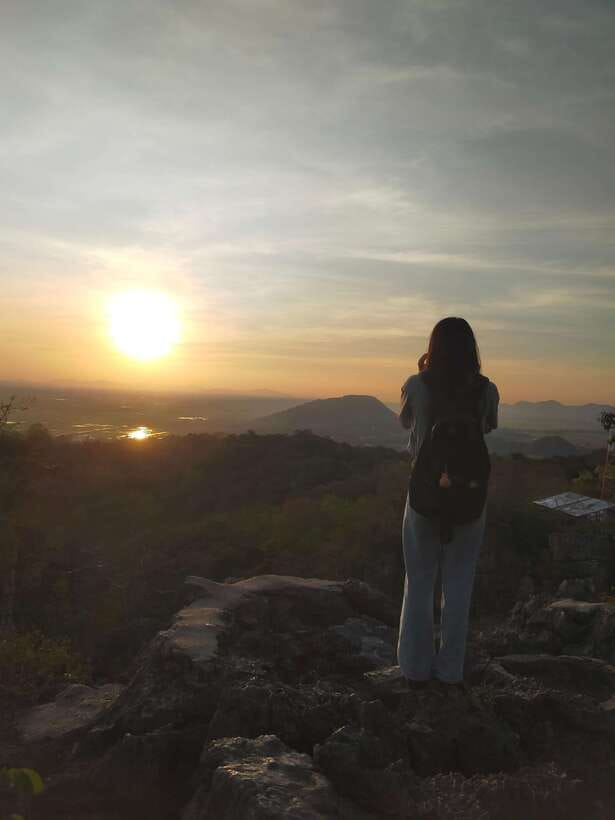 A Day TukTuk Bambootrain, Banan, Killing & Bat Caves, Sunset - Monkeys, temples, and views above the plain