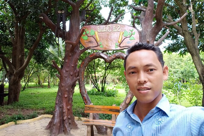 A Full Day Tour for Royal Palace, S21, Killing Fields & More - Three monuments that explain Cambodia’s modern era