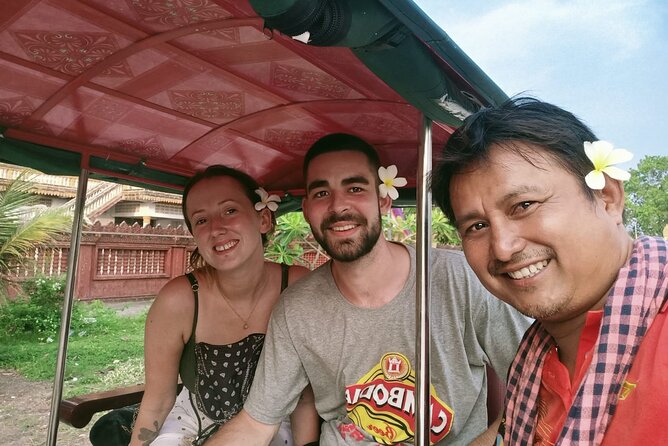 AfternoonTour.Bamboo train.killing cave with Secret bat cave - A short Battambang city tour before the countryside