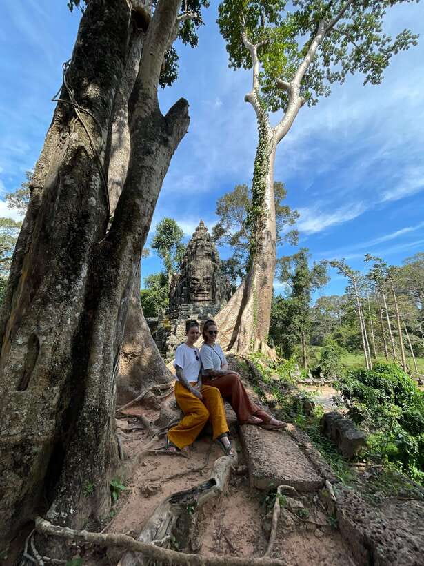 Angkor Highlights and Sunset Tour - Taking a one-hour lunch break