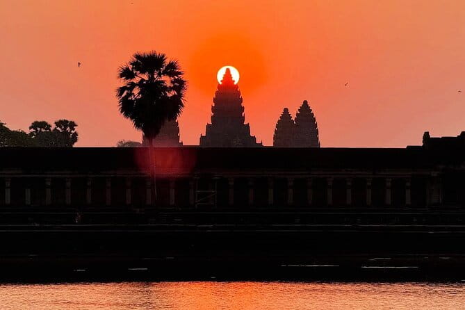 Angkor Sunrise Adventure Private Tour - What Makes This Angkor Day Special