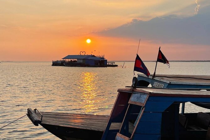 Angkor Sunrise & Floating Village Sunset Full-Day Siem Reap Tour - Kompong Phluk, stilt houses, and life on Tonle Sap