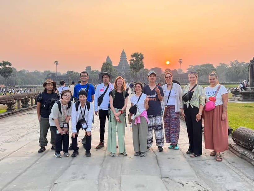 Angkor Sunrise or Sunset Tour (includes breakfast or lunch) - Breakfast beside Srah Srang’s Royal Bath