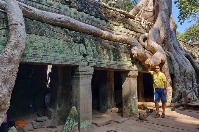 Angkor Temple Tour with Sunset - Small Group - Phnom Bakheng brings a sunset finish