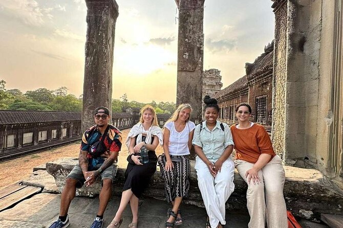 Angkor Thom Ta Prohm and Sunset in Angkor Wat Golden Hour Tour - Angkor Wat gets the golden-hour finish