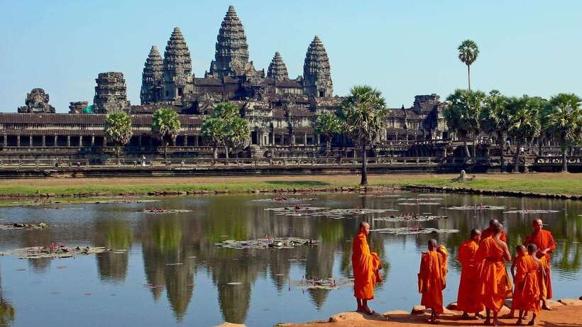 Angkor Wat: 2-Day Sunrise and Floating Village Tour - Key points at a glance