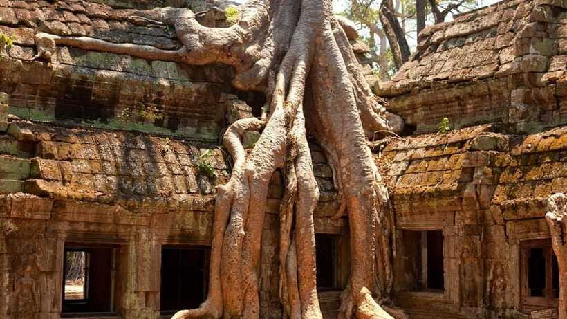 Angkor Wat: 2-Day Sunrise and Floating Village Tour - Transport, group size, and comfort
