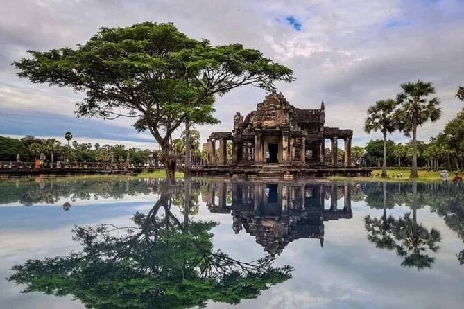 Angkor wat and Small group temples Full day tours - Baphuon adds an earlier layer to Angkor Thom
