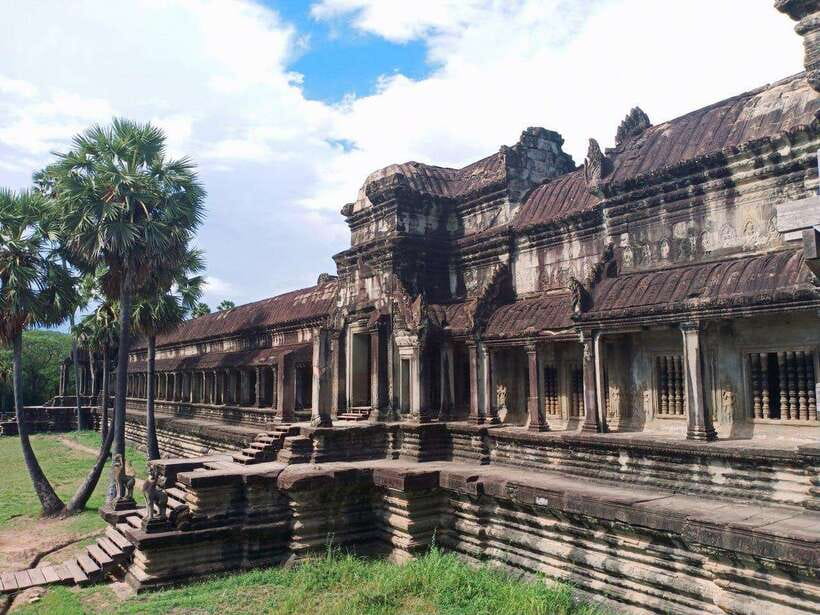 Angkor Wat, Angkor Thom, and Ta Prohm Day Trip with Sunset - Who should book this Angkor day trip?
