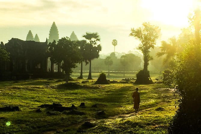 Angkor Wat & Banteay Srei 1-Day Tour - Is $130 good value?
