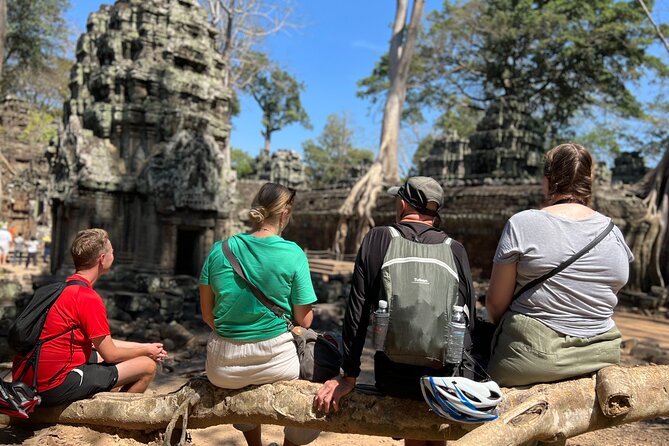 Angkor Wat Bike Tour with Lunch Included - Bikes, roads, and the small-group advantage