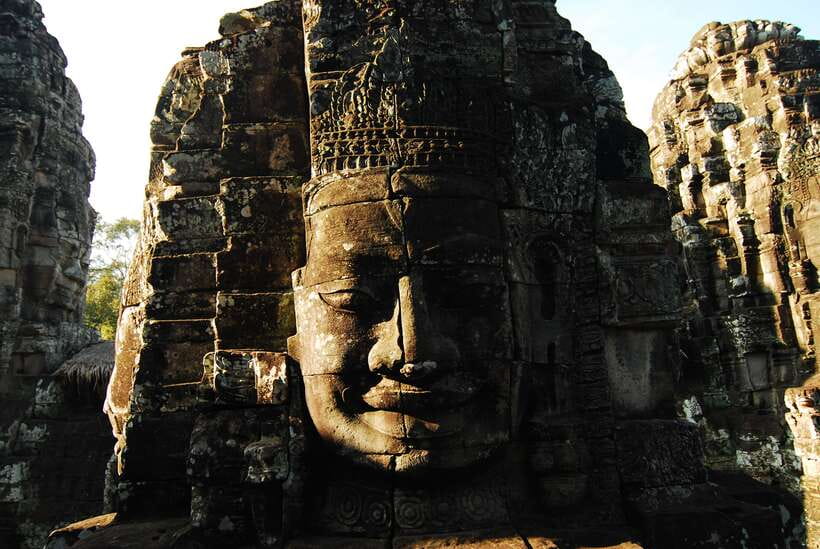 Angkor Wat Full-Day Private Tour with Sunrise - Bayon and the famous stone faces