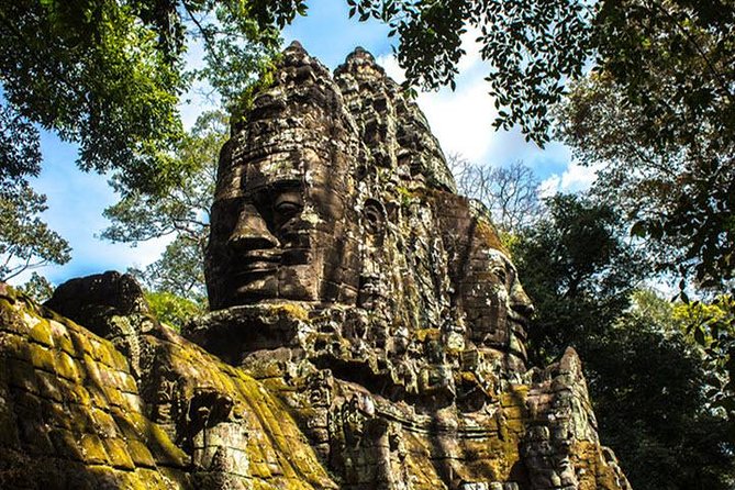 Angkor Wat highlight Tour From Sunrise -Small Group - What the guide and vehicle add