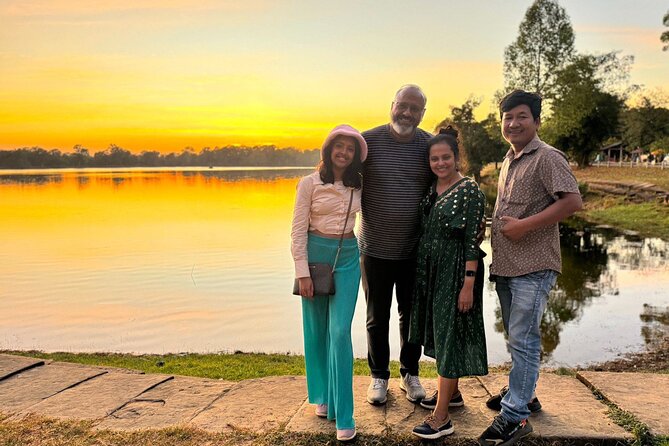Angkor Wat Private One Day tour including sunrise & Banteay Srey - Why the private format works well at Angkor