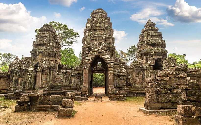 Angkor Wat Small Circle Private Car Tour in Siem Reap - Ta Prohm and the appeal of atmospheric ruins