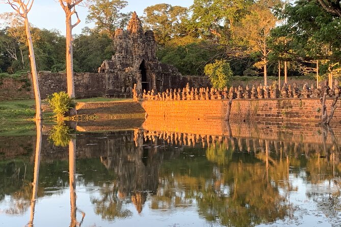 Angkor Wat Small Circuit & Sunset Tour - Angkor Wat: start with the great temple