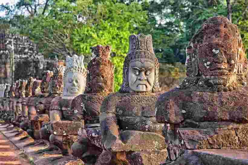 Angkor Wat: Small-Group Tour with Balloon Ride and Lunch - Khmer lunch and the value of $111