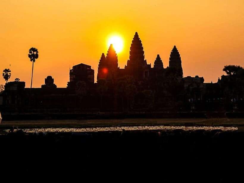 Angkor Wat Small Tour Sunrise With Private Tuk Tuk - What the private tuk-tuk arrangement is really worth