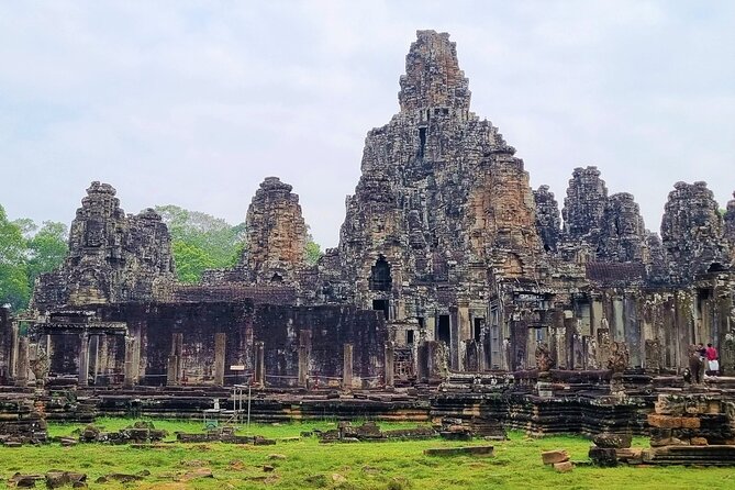 Angkor Wat Sunrise & All Highlight Angkor Temple Private Day Tour - Angkor Thom’s royal monuments fill the morning