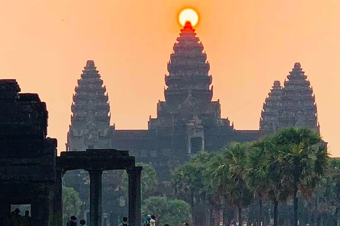 Angkor Wat Sunrise & All Highlight Angkor Temple Private Day Tour - South Gate and Bayon reveal Angkor Thom’s scale