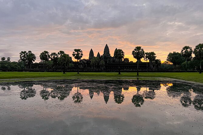 Angkor Wat Sunrise and Market Tour by Jeep - Why the Jeep makes a difference at Angkor