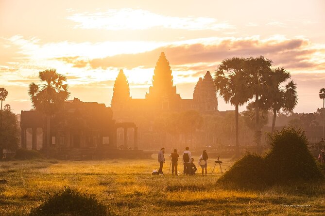 Angkor Wat Sunrise Guided Join-In Tour/Private Tour - The real cost: $23 plus the temple pass