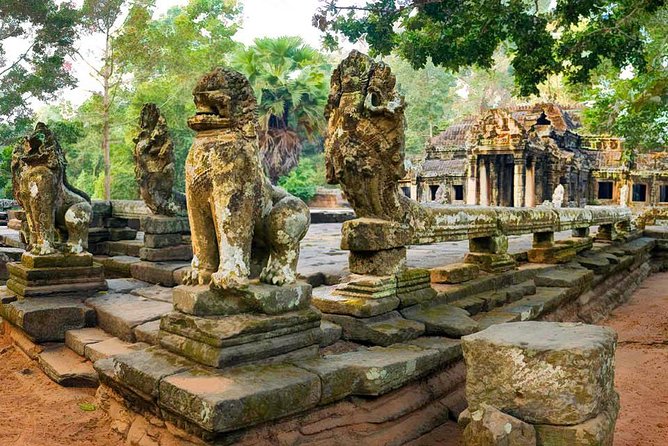 Angkor Wat: Sunrise or Sunset Tours with Tuk Tuk - Timing, pickup, and the details worth confirming