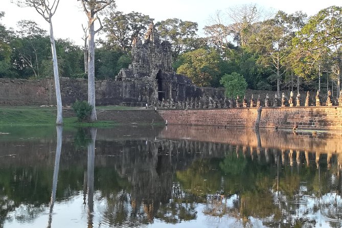 Angkor Wat Sunrise & Small Circuit Tour - Ta Keo and the mid-10th-century temple